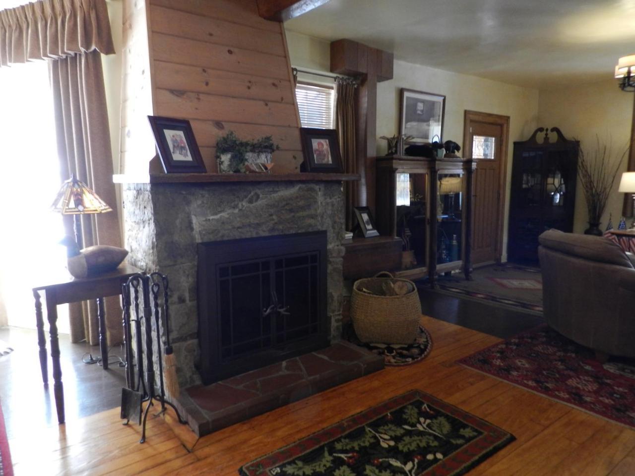 Waybury Inn East Middlebury Zewnętrze zdjęcie